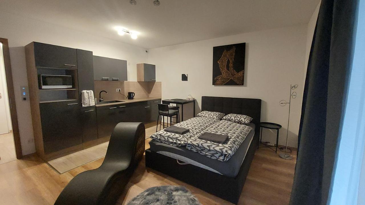N&Z Apartman Close To The Downtown Apartment บูดาเปสต์ ภายนอก รูปภาพ