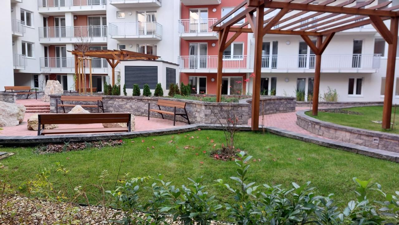 N&Z Apartman Close To The Downtown Apartment บูดาเปสต์ ภายนอก รูปภาพ