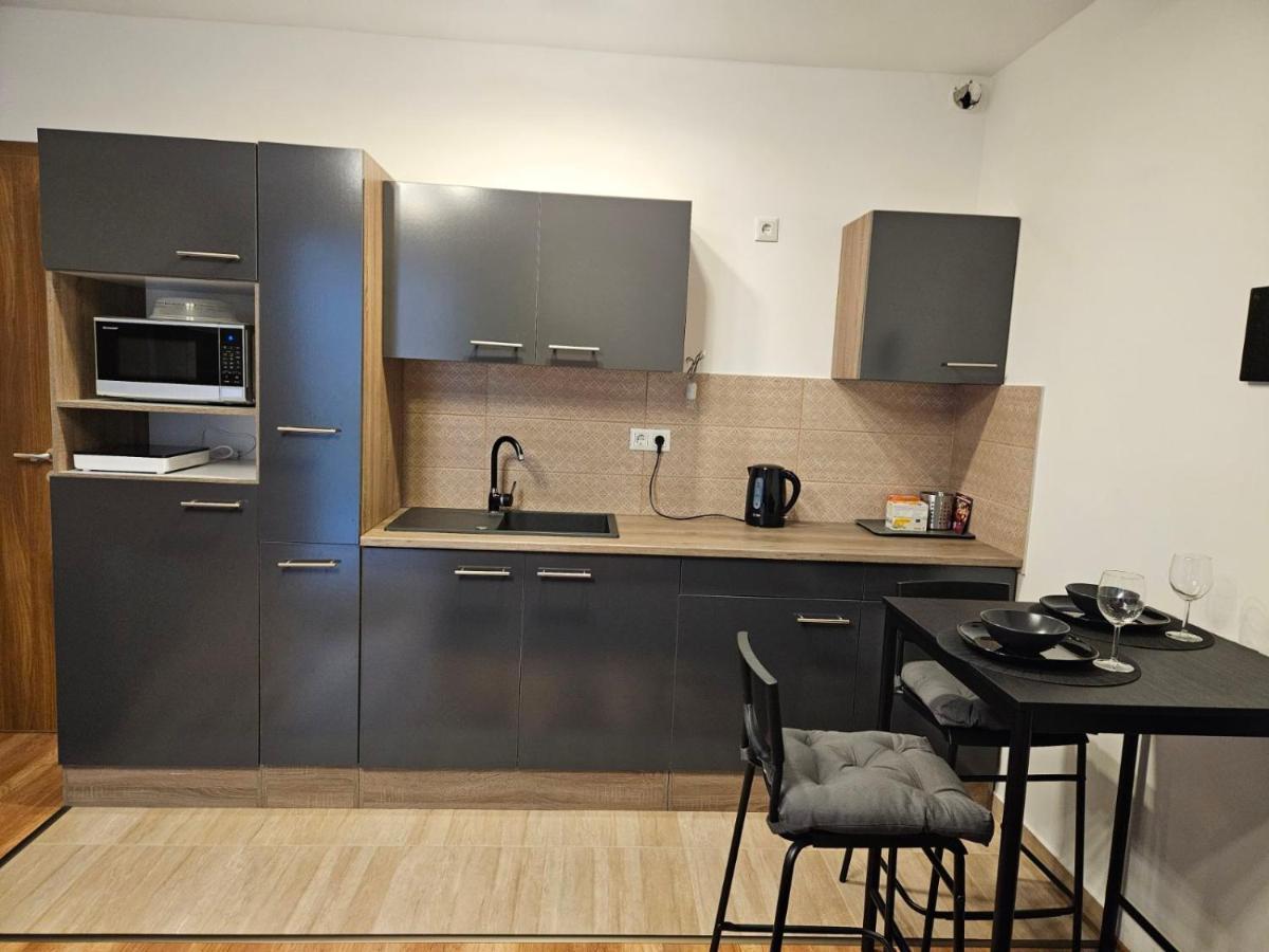 N&Z Apartman Close To The Downtown Apartment บูดาเปสต์ ภายนอก รูปภาพ